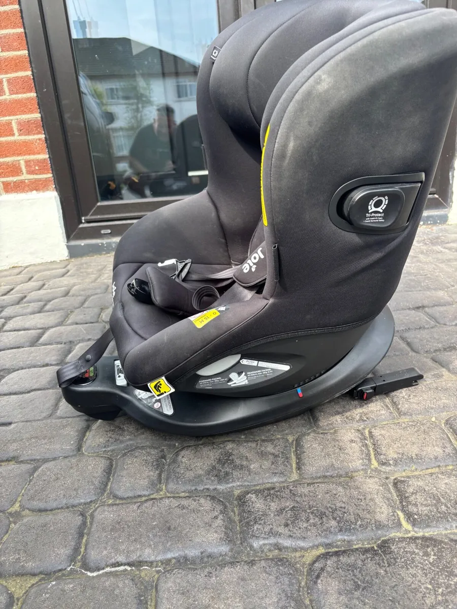 Baby car seat - Image 1