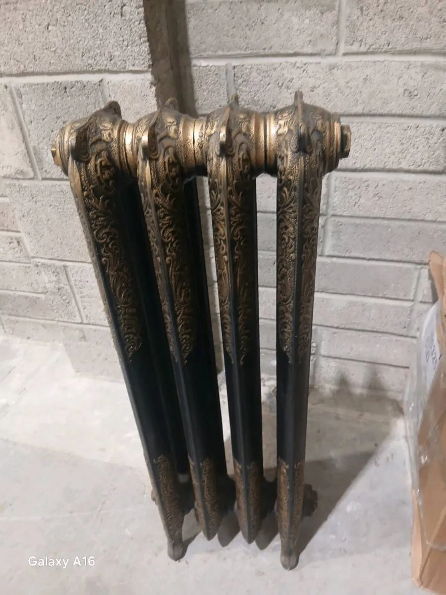 Cast iron rad - Image 1
