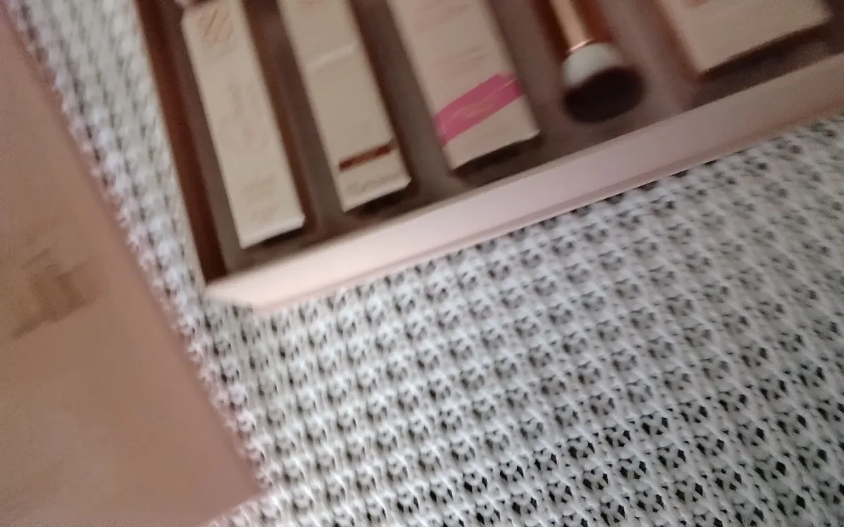 SOSU fresh face essentials large makeup &tools box - Image 3