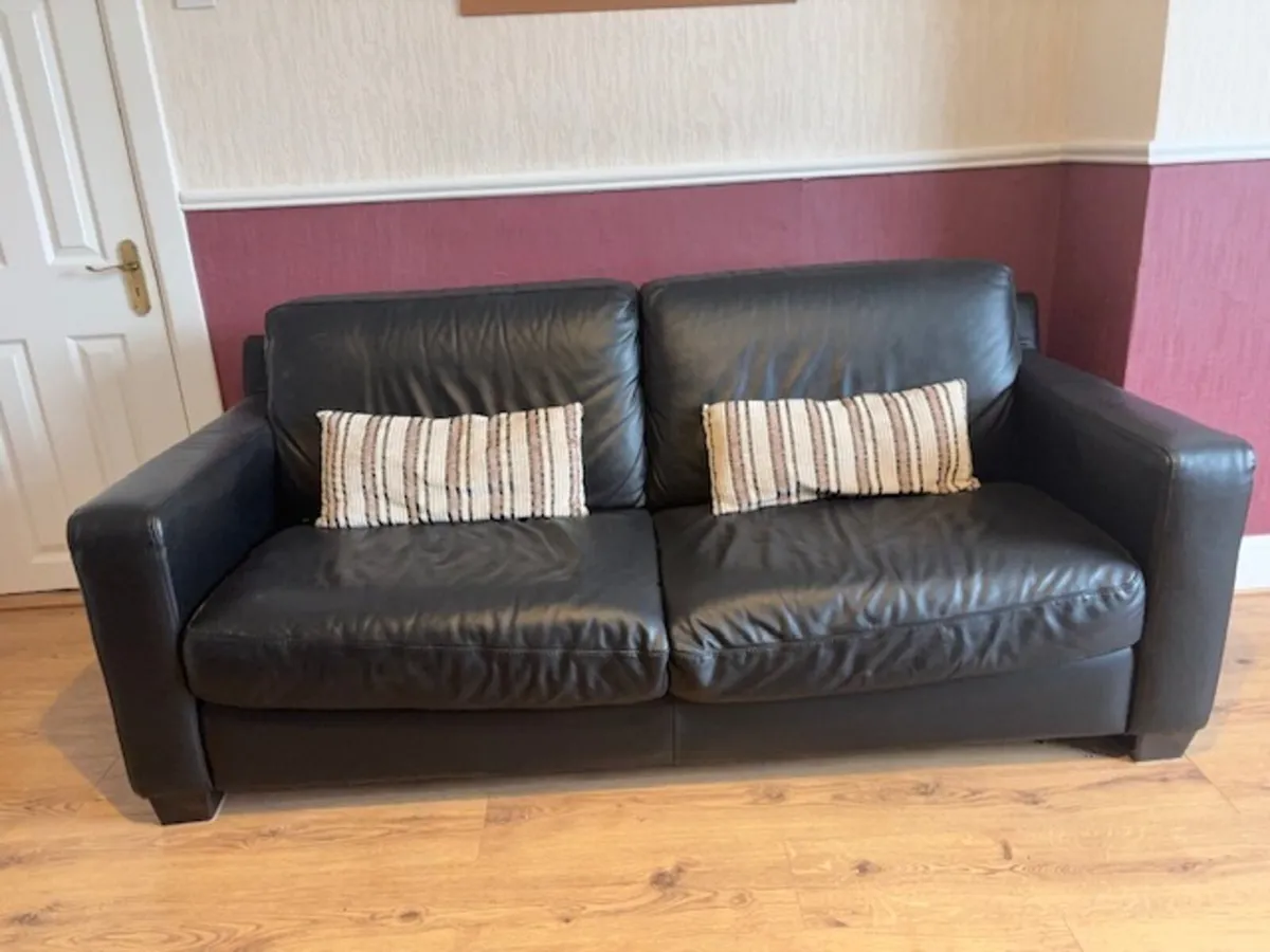 Italian Leather three piece suite - Image 2