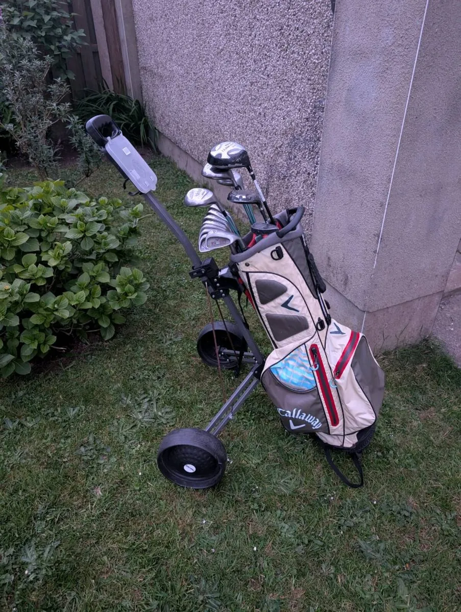 Wilson Golf clubs & Callaway bag & trolley - Image 1