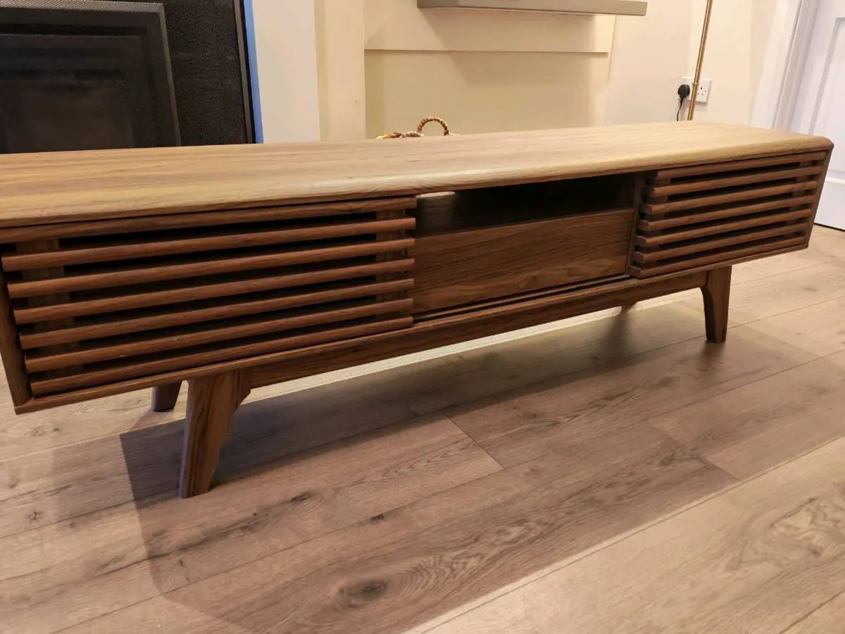 Tv stand - Image 3