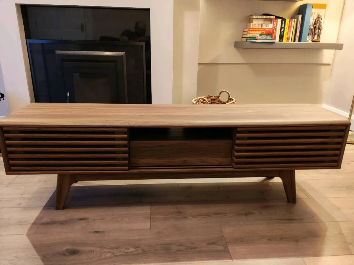 Tv stand - Image 4