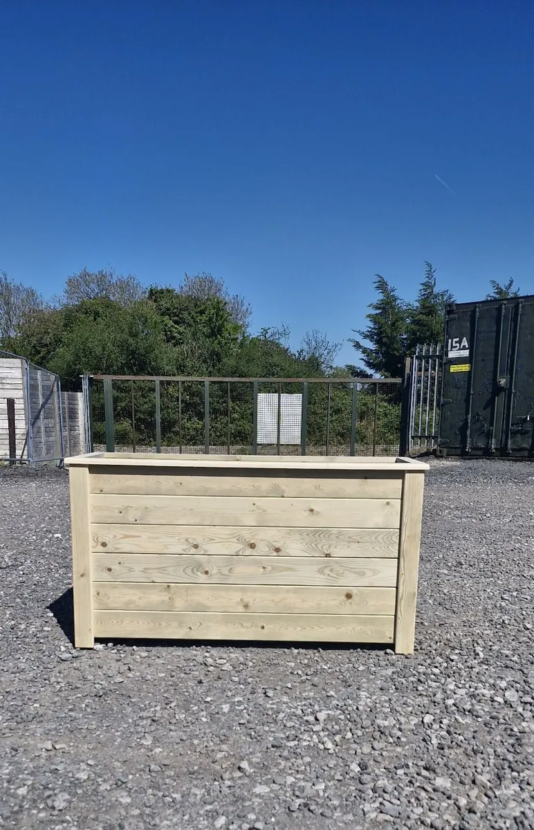 Planter - Image 2
