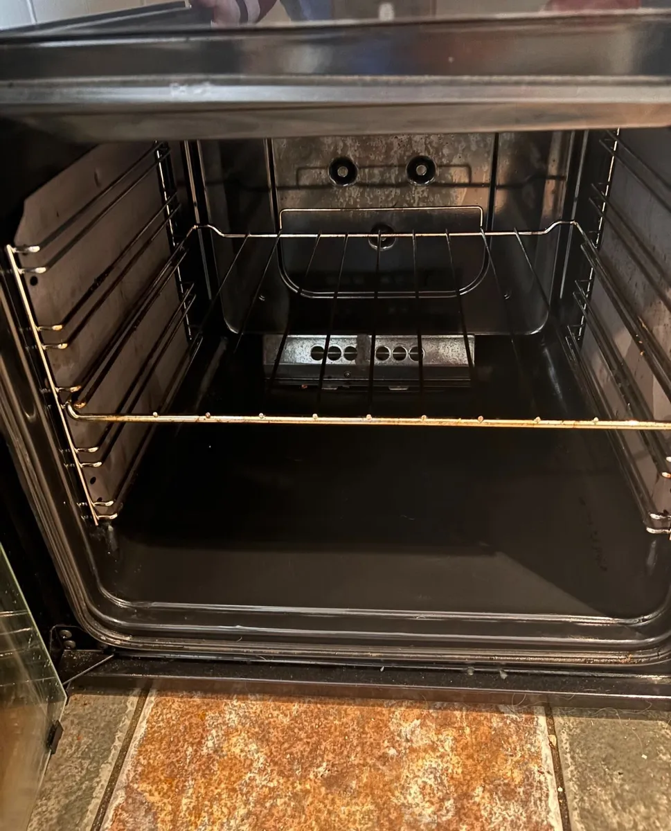 Hotpoint Gas Cooker, Freestanding, 50cm, 6 mo old - Image 2