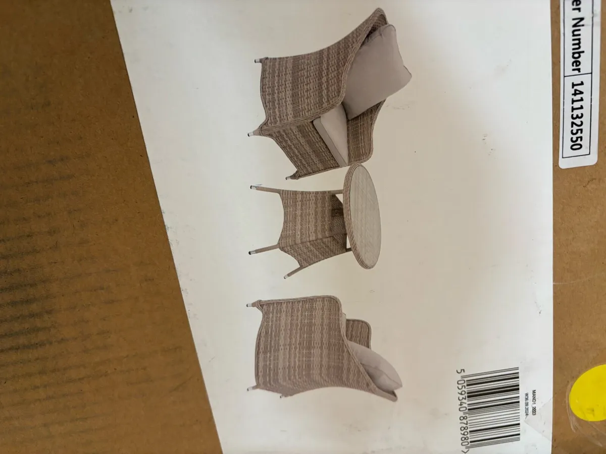 Outdoor 2 set chair and table - Image 1
