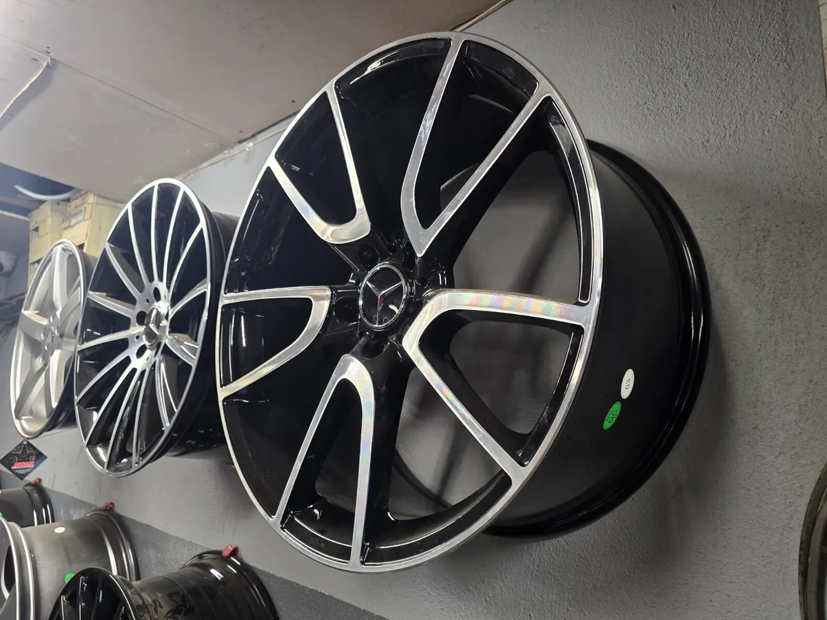 **Special** 20" Mercedes C43 Style