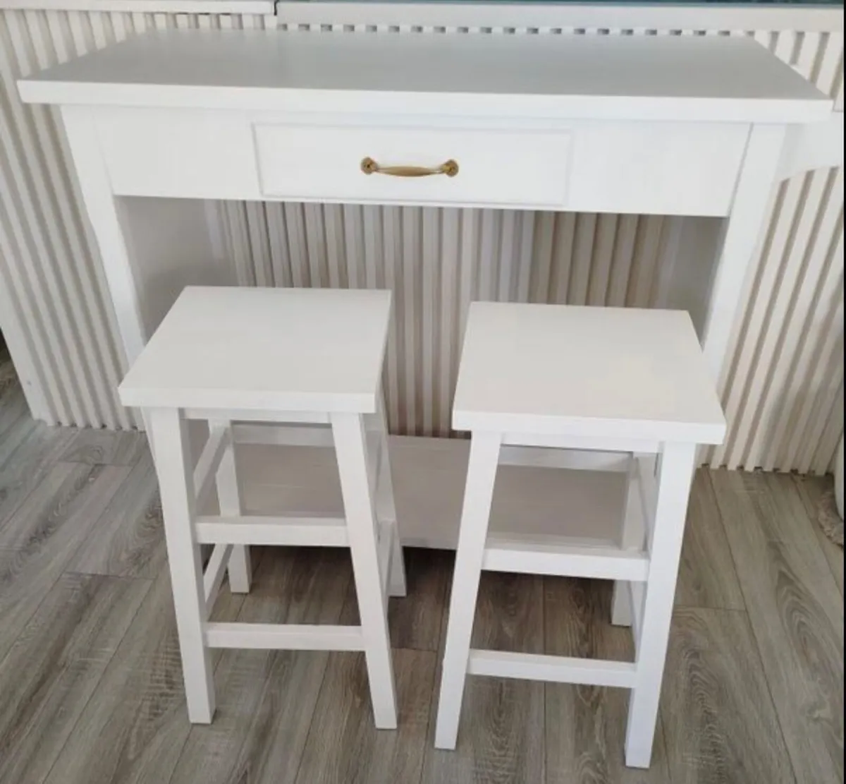 Breakfast Bar - Image 2