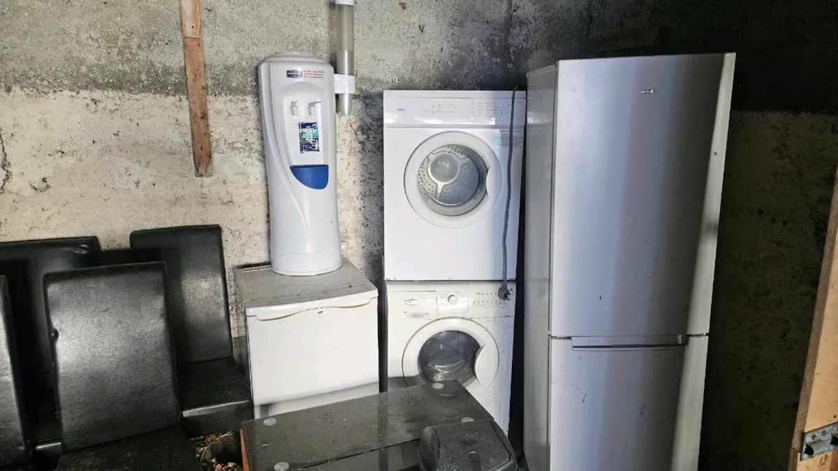 Multiple items - Image 1