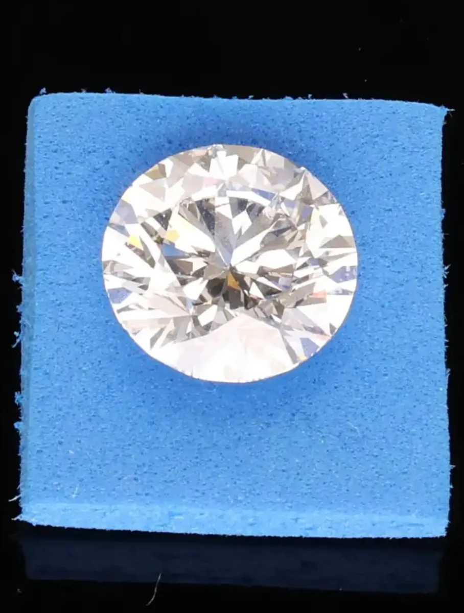 Diamond - Image 2