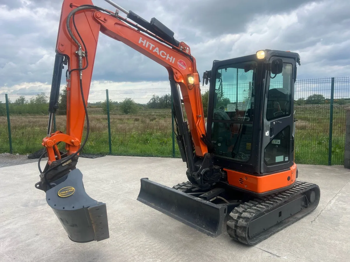 Hitachi ZX33 - Image 3