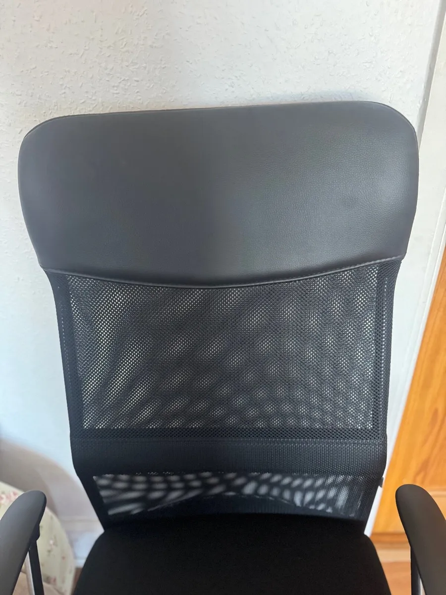 Desk/ Office Chair €30 - Image 3