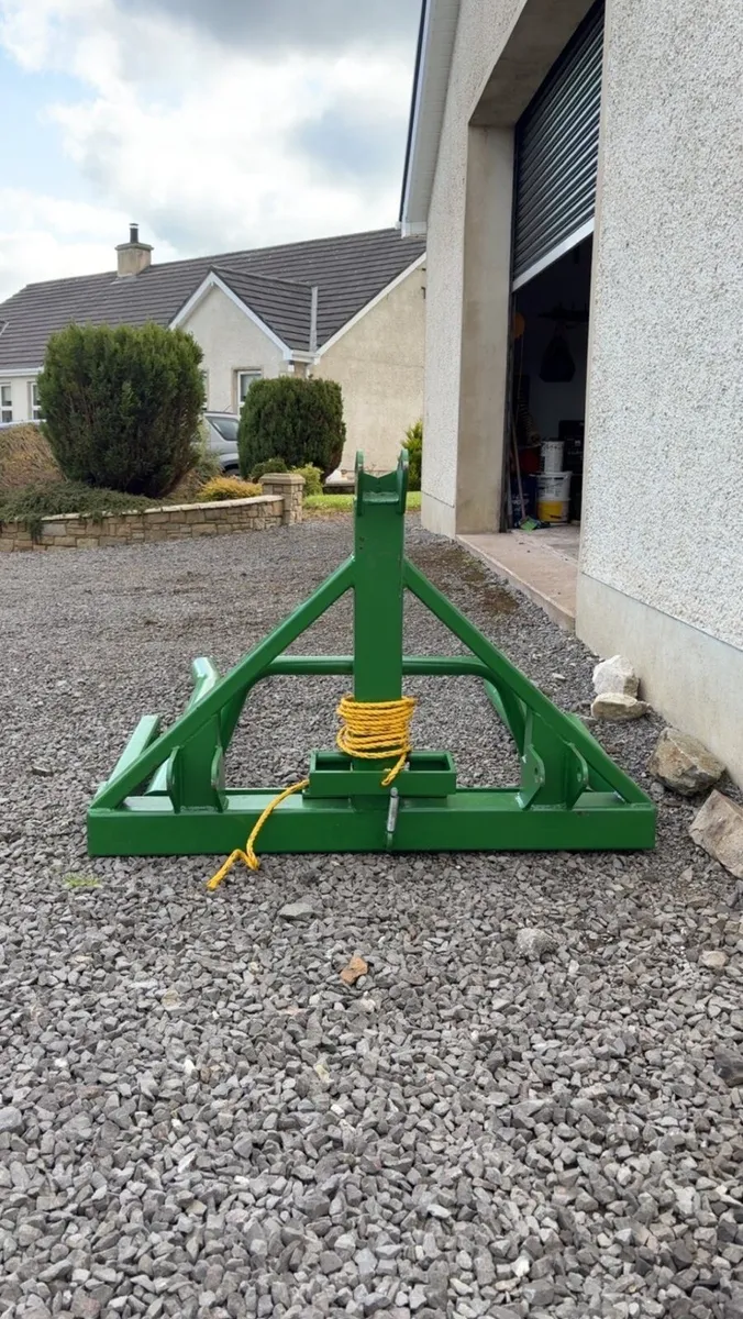 Single bale lifter - Image 1