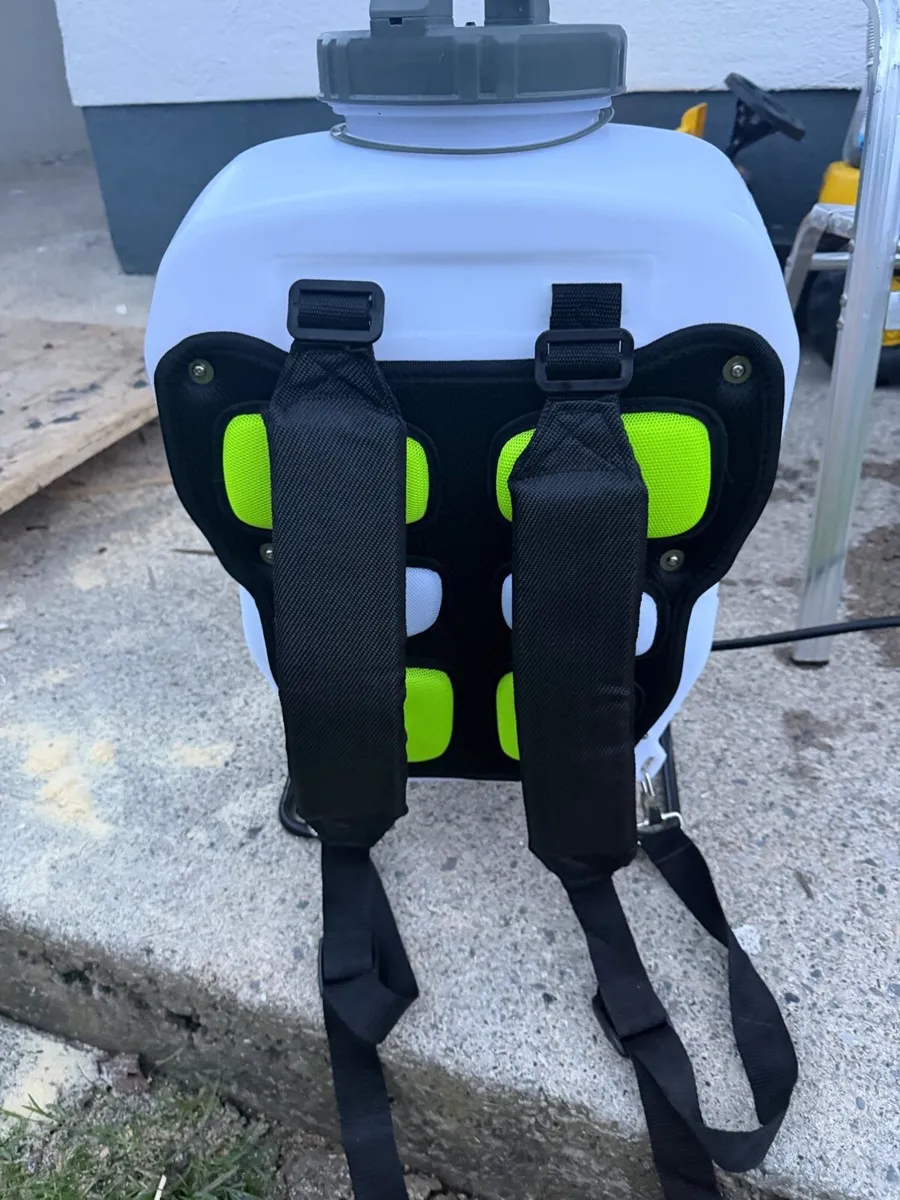 Knapsac sprayer - Image 2