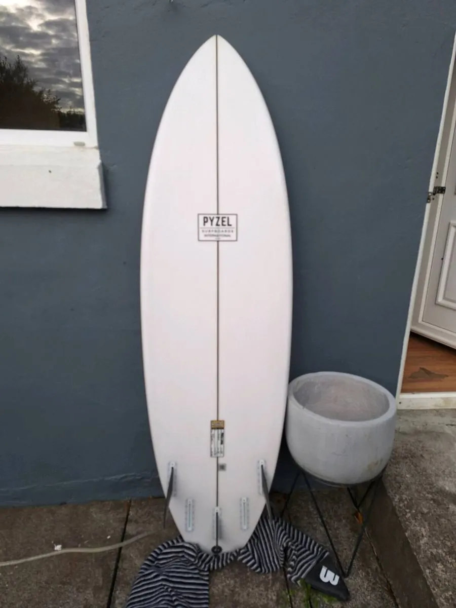 Surf board - Image 3