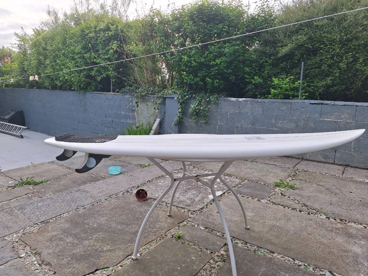 Surf board - Image 4