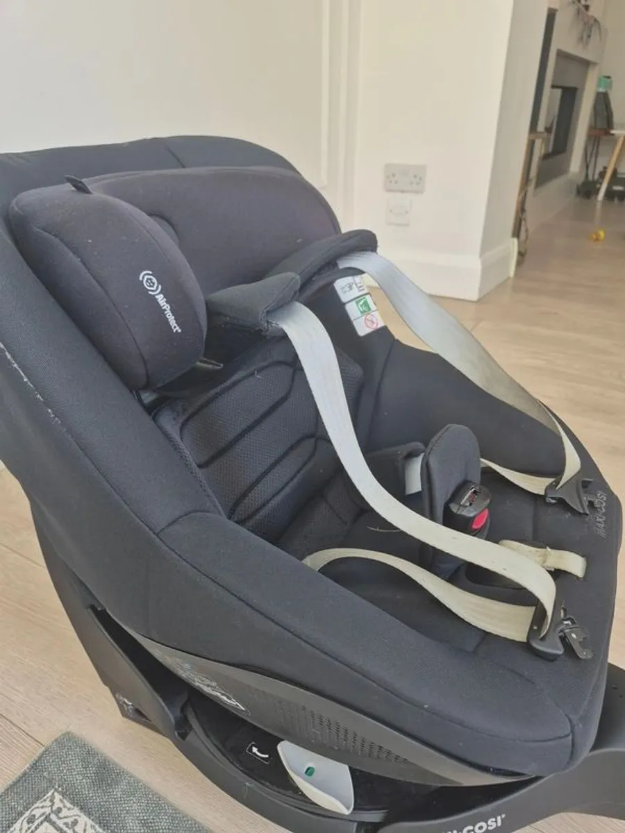 Car seat - Image 4
