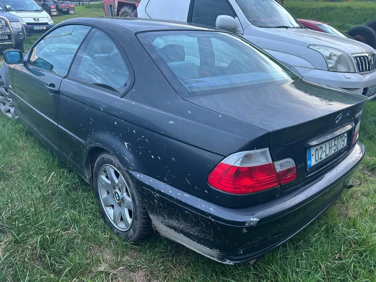 BMW 318 2 liter petrol also Mitsubishi L200 - Image 1
