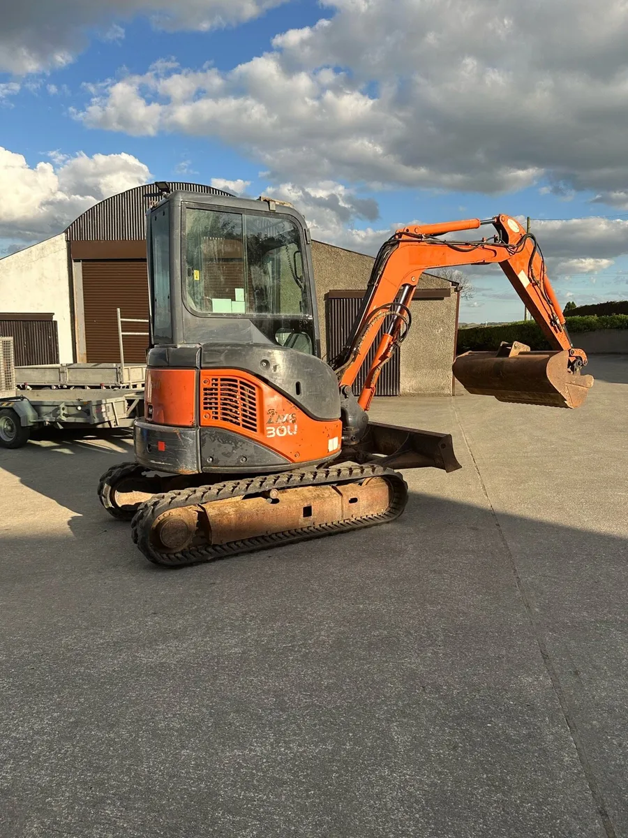 Hitachi digger - Image 3