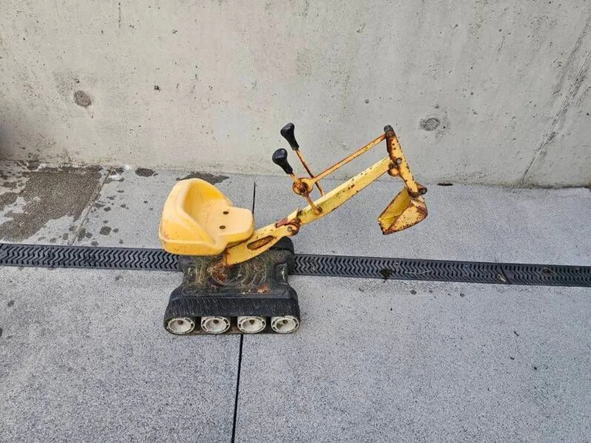 Toy Metal Digger - Image 4