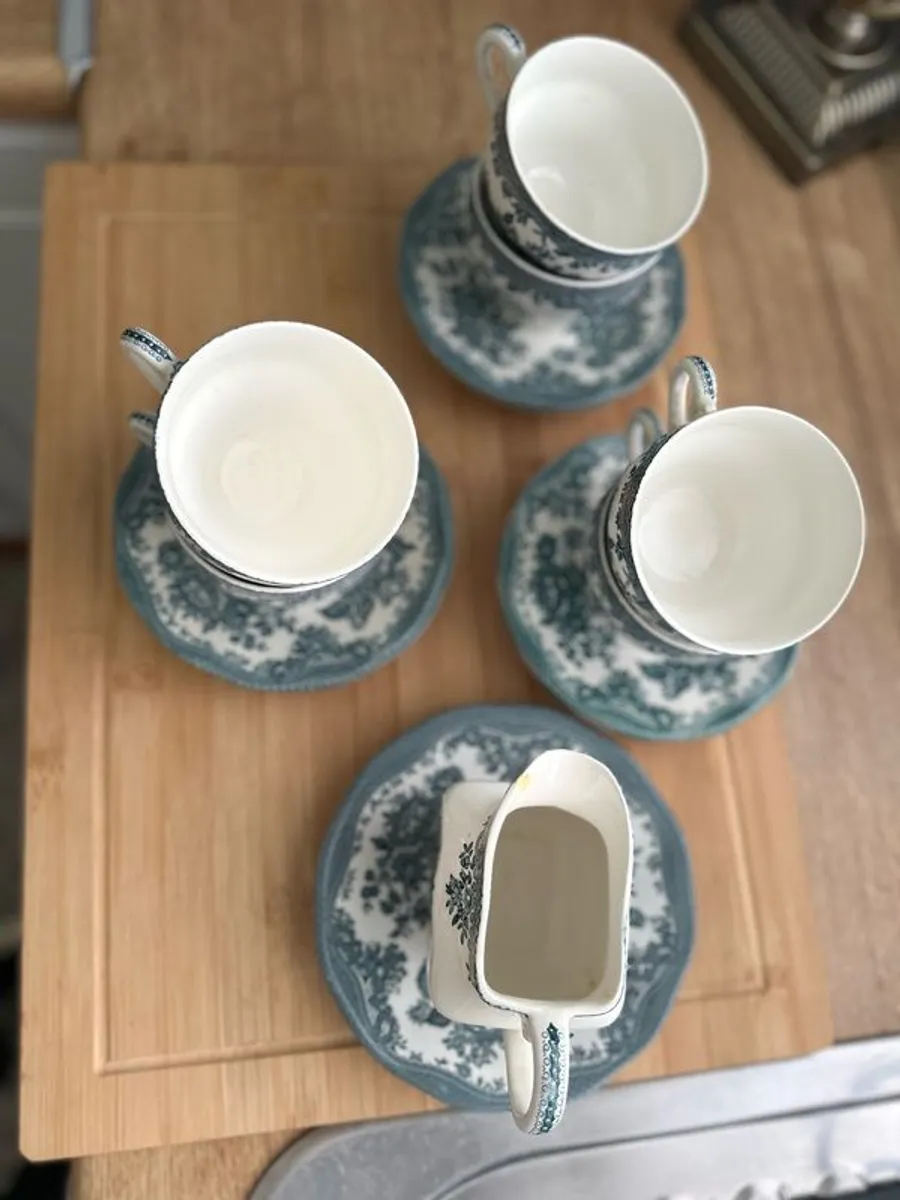 Vintage cup set - Image 3