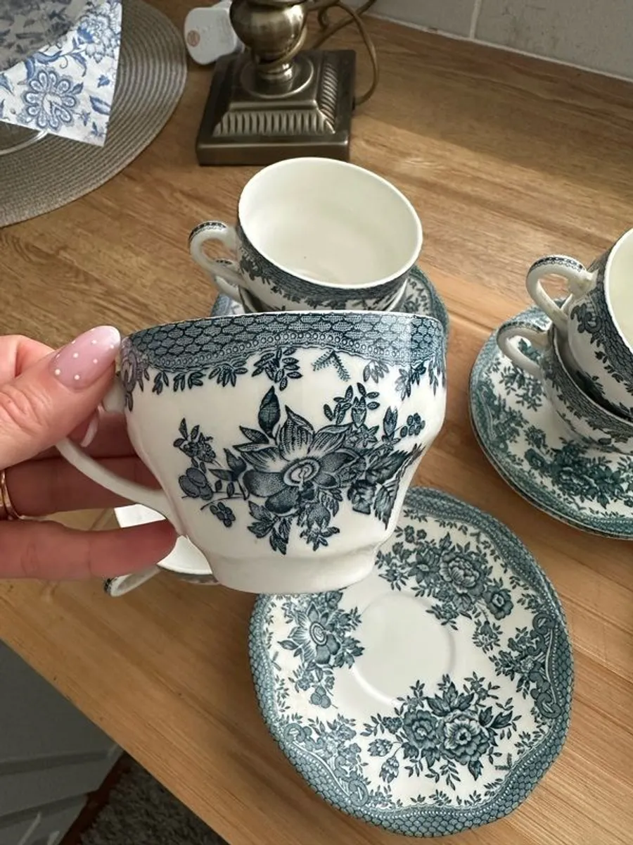 Vintage cup set - Image 4