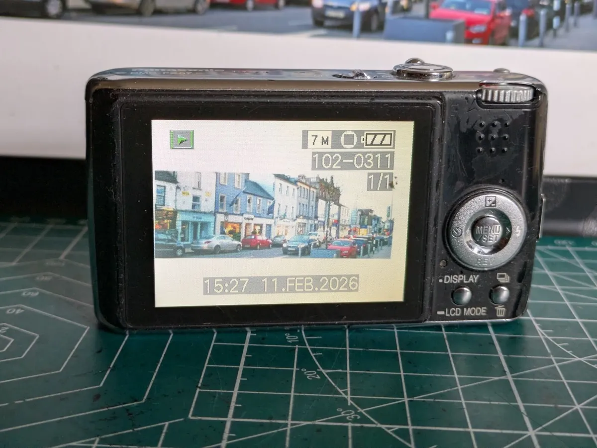 Panasonic Lumix CCD🌈 Leica Vario-Elmarit  lens - Image 4