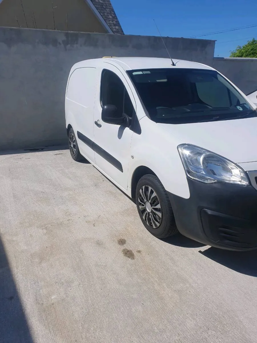 Peugeot Partner ,Taxed and Tested , Only 1 Owner - Image 3