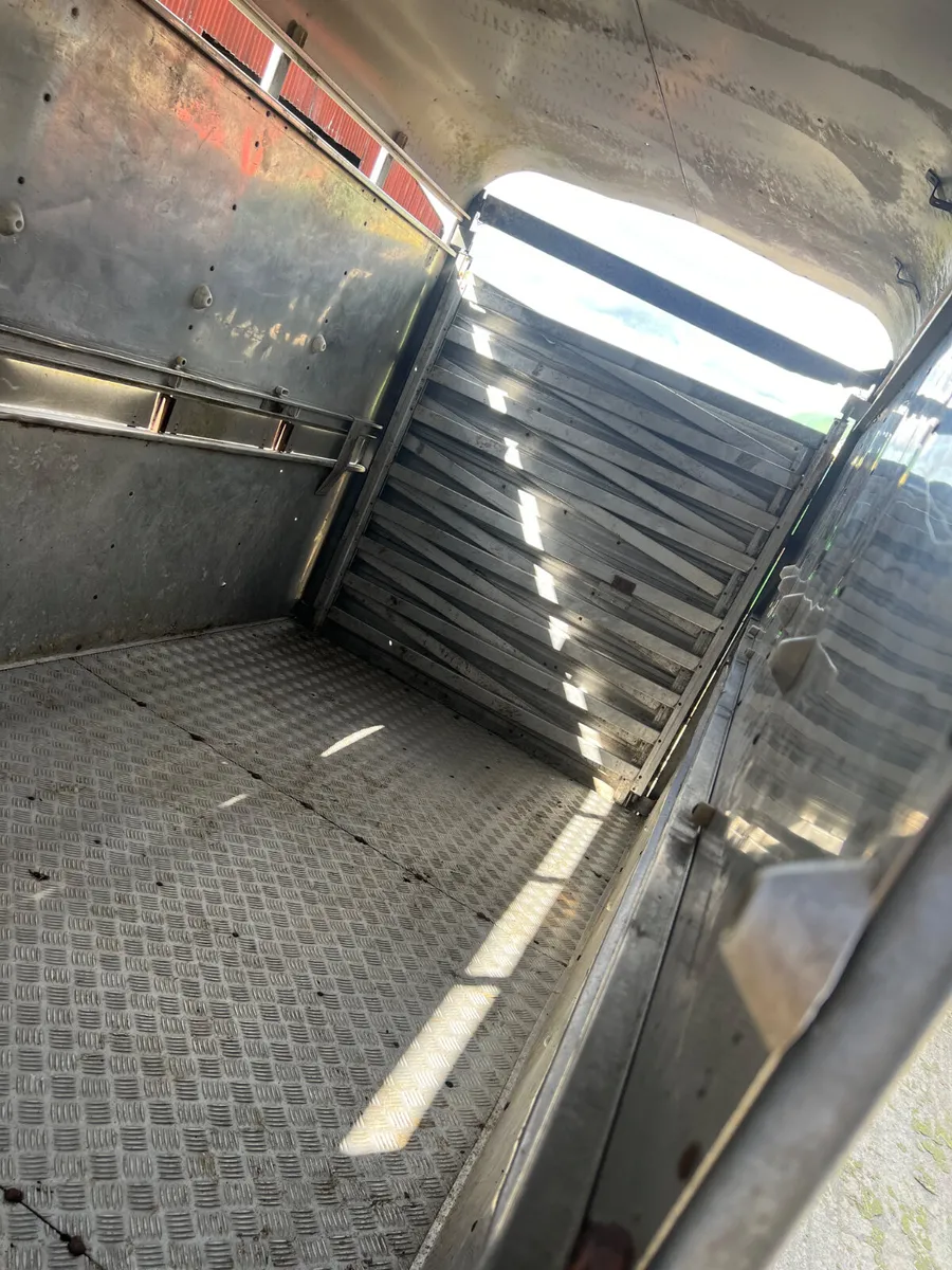 Ifor Williams Cattle Trailer - Image 4