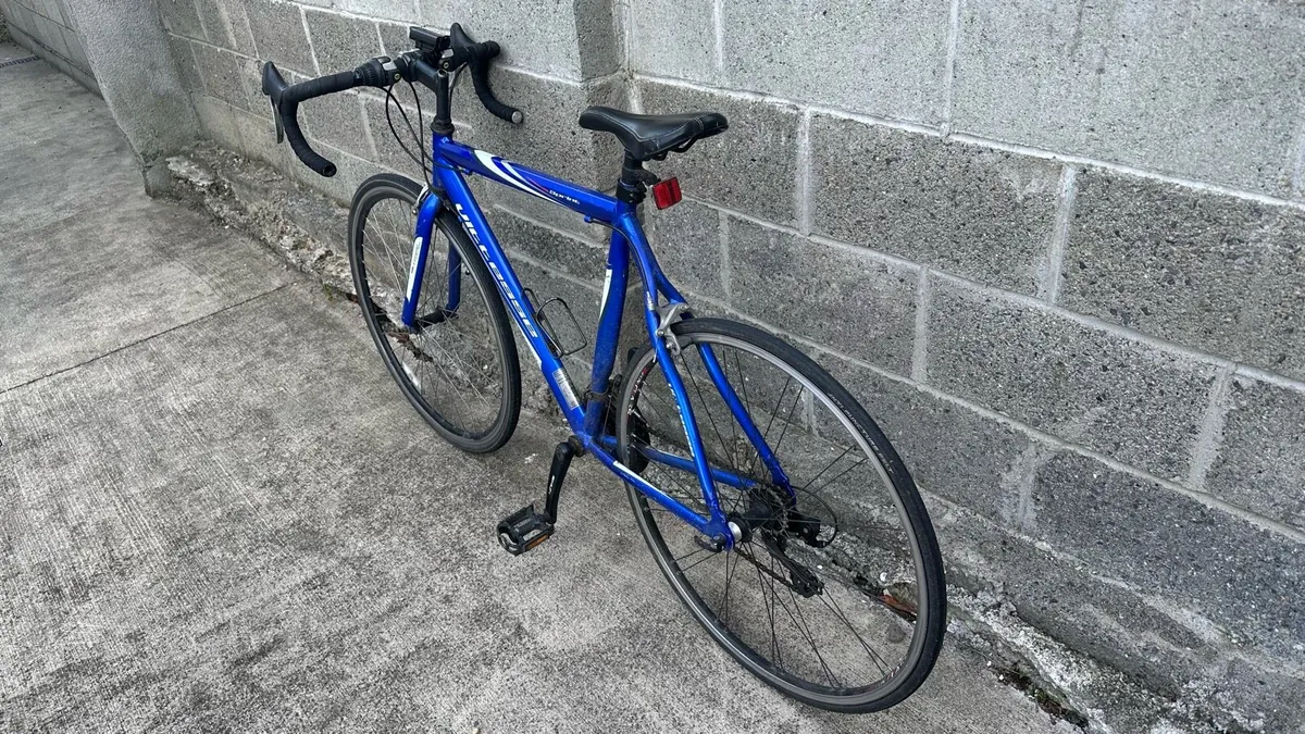Road bike - Image 3