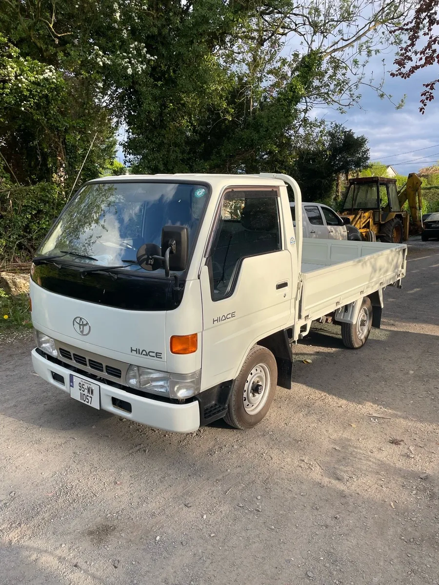 Toyota dyna - Image 1