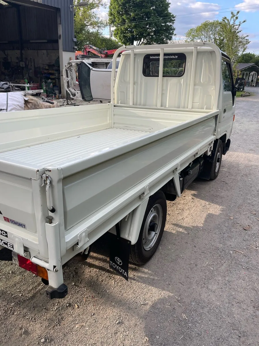 Toyota dyna - Image 3