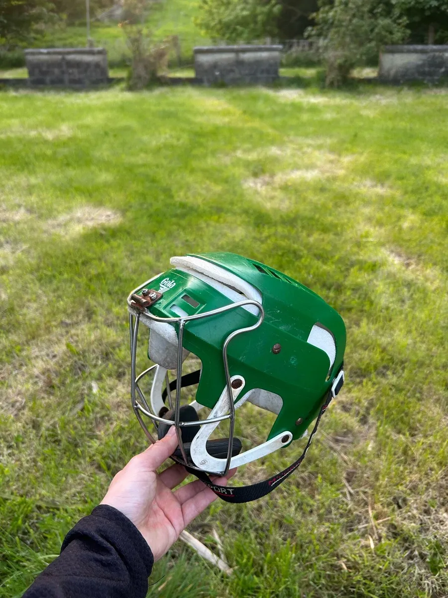 Oldstyle green gola with long loop guard - Image 1