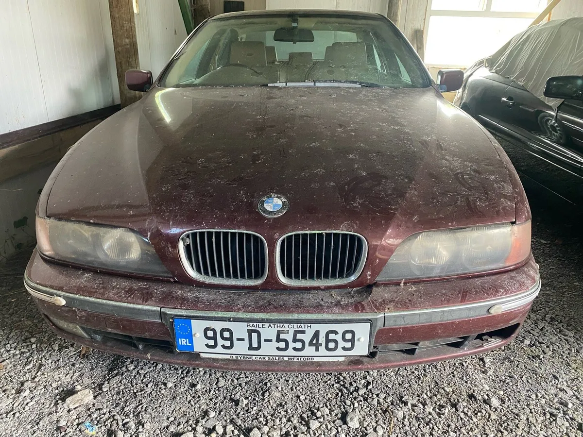 BMW 528i - Image 2