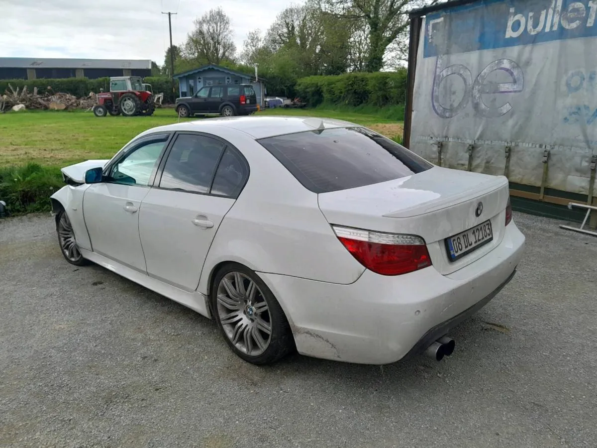 Mercedes Luton/BMW 520/Discovery 3#Parts - Image 1