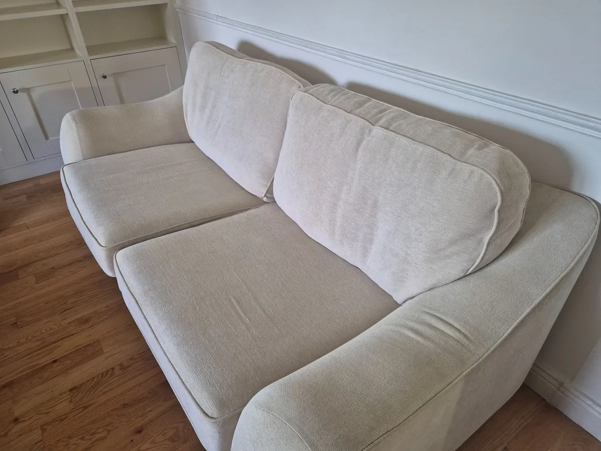 2 & 3 seater Sofa suite - Image 1