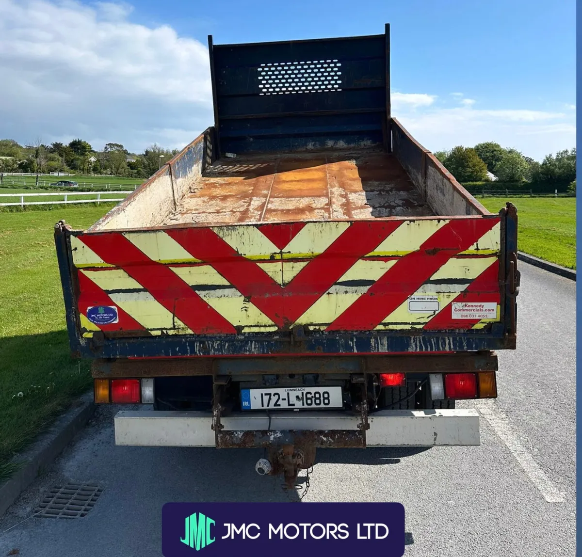 Isuzu Np 2017 3 Way Tipper - Image 3