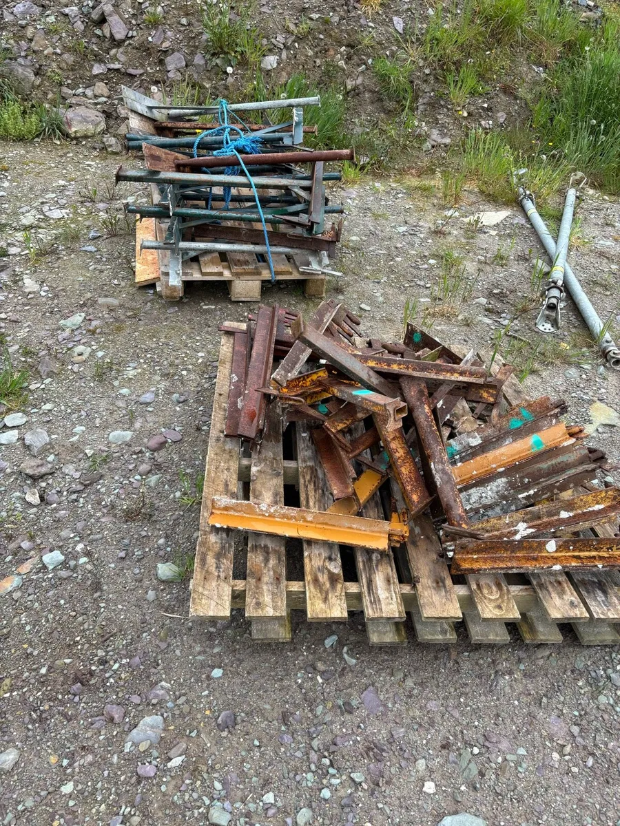 Scaffolding for sale - Image 3
