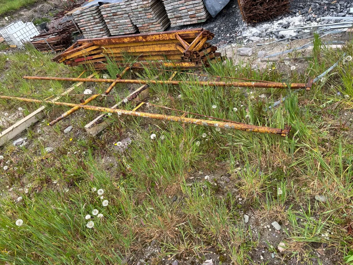 Scaffolding for sale - Image 4
