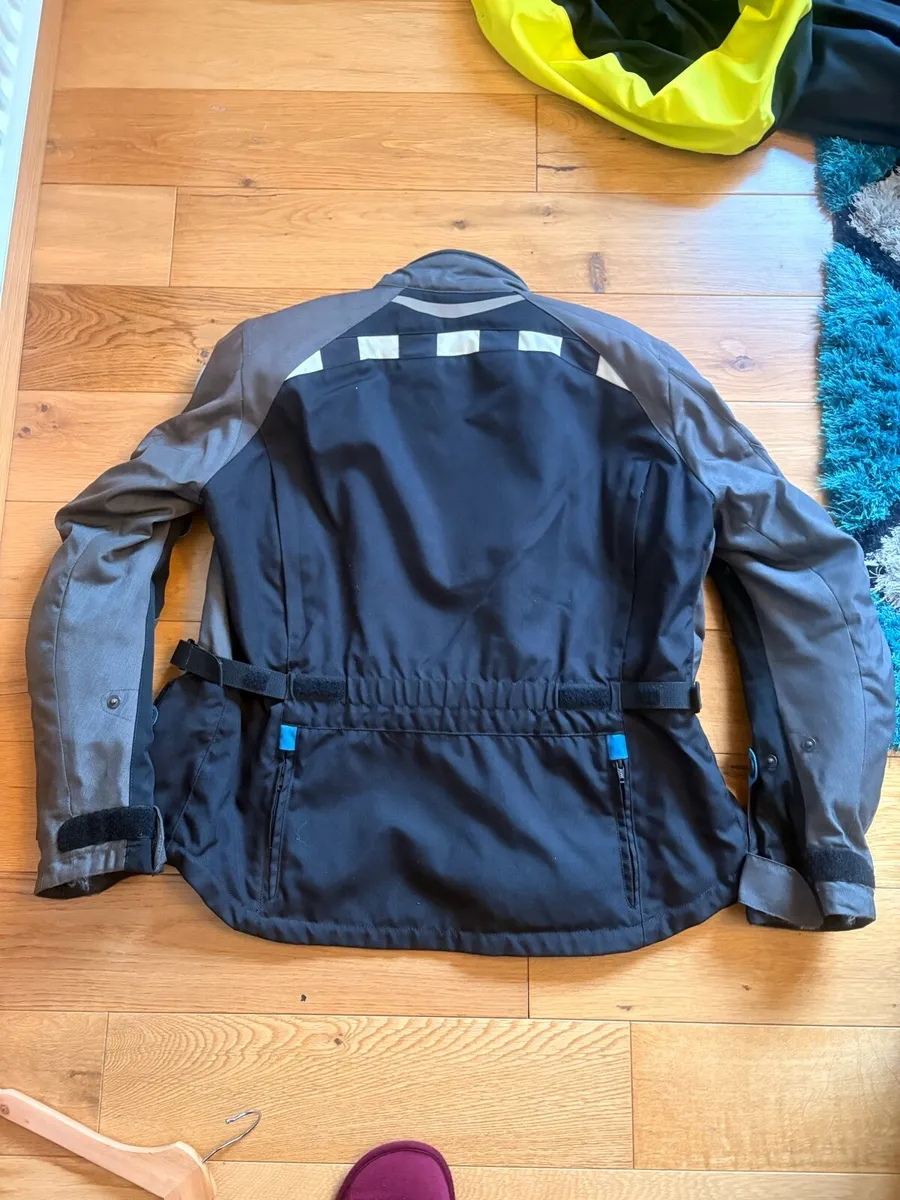 Motorcycle jacket & trousers, helmet and boots - Image 2