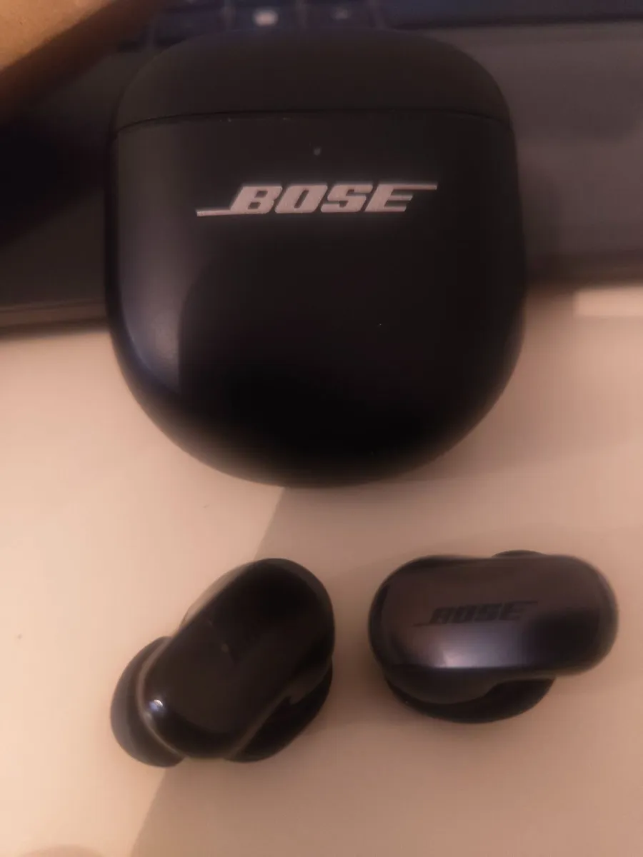 earbuds - Image 4