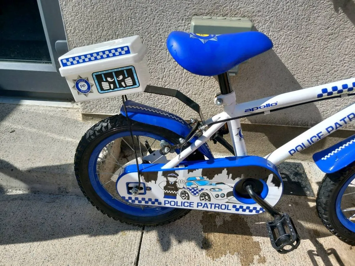 Kids police patrol bike size 14 inch wheels - Image 3