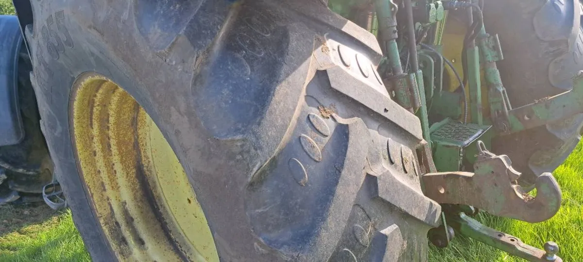 Tractor tyers - Image 1