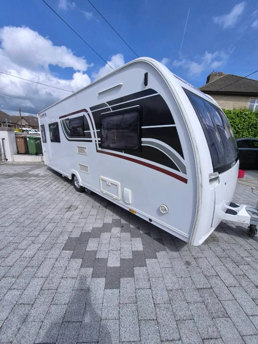 Caravan - Image 4