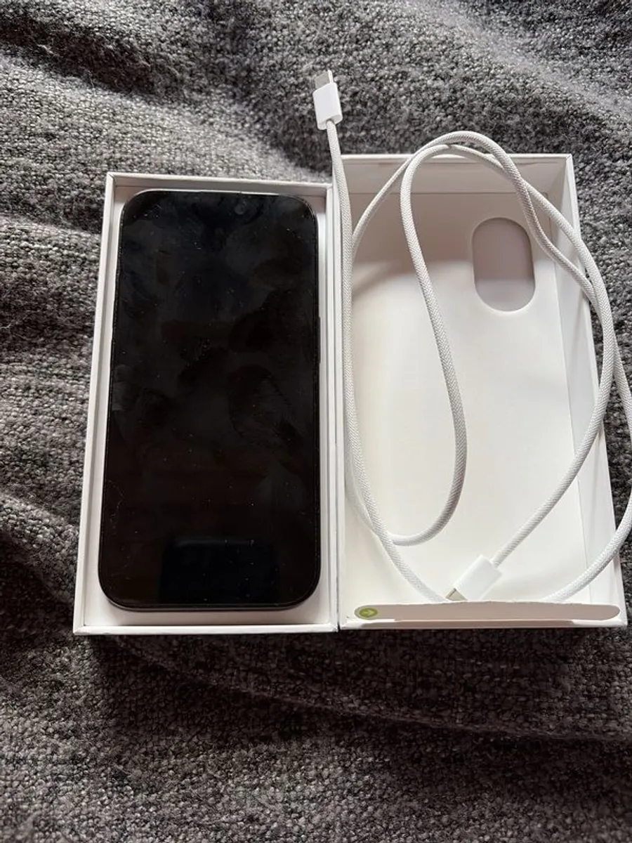 i phone 16 - Image 2