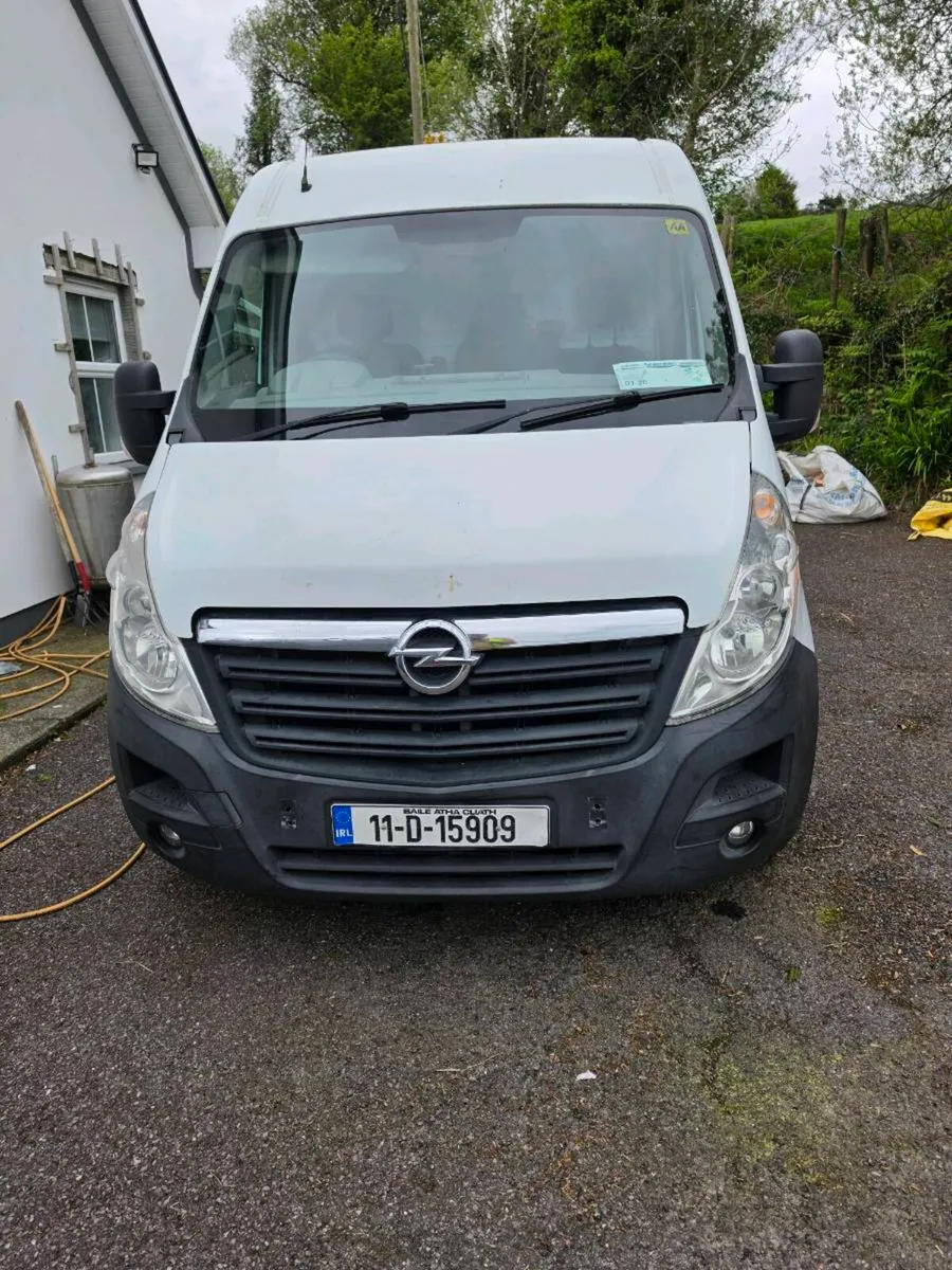 Van - Image 3