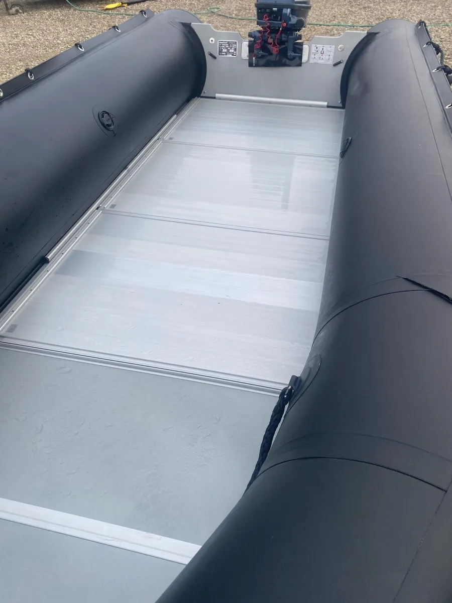 Boat - Image 3