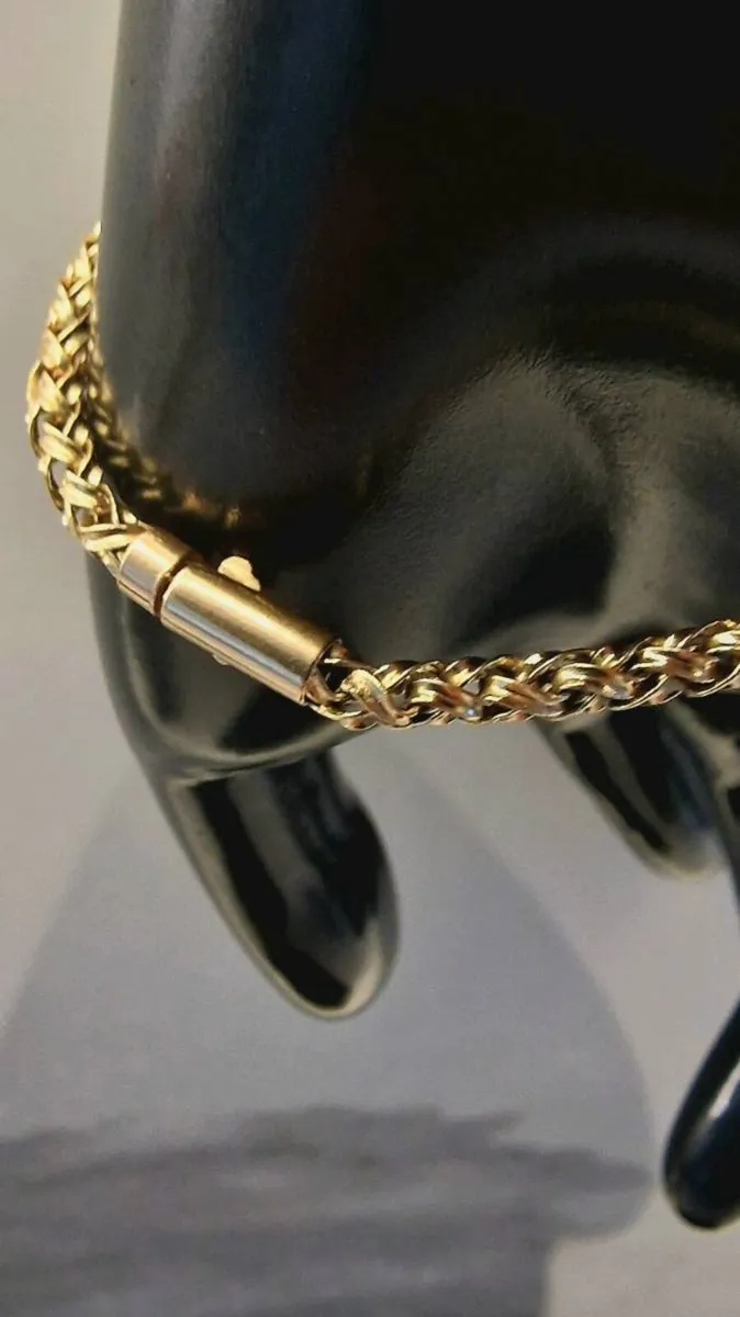 14 Carat Yellow Gold Wheat Chain Bracelet 18cm - Image 3