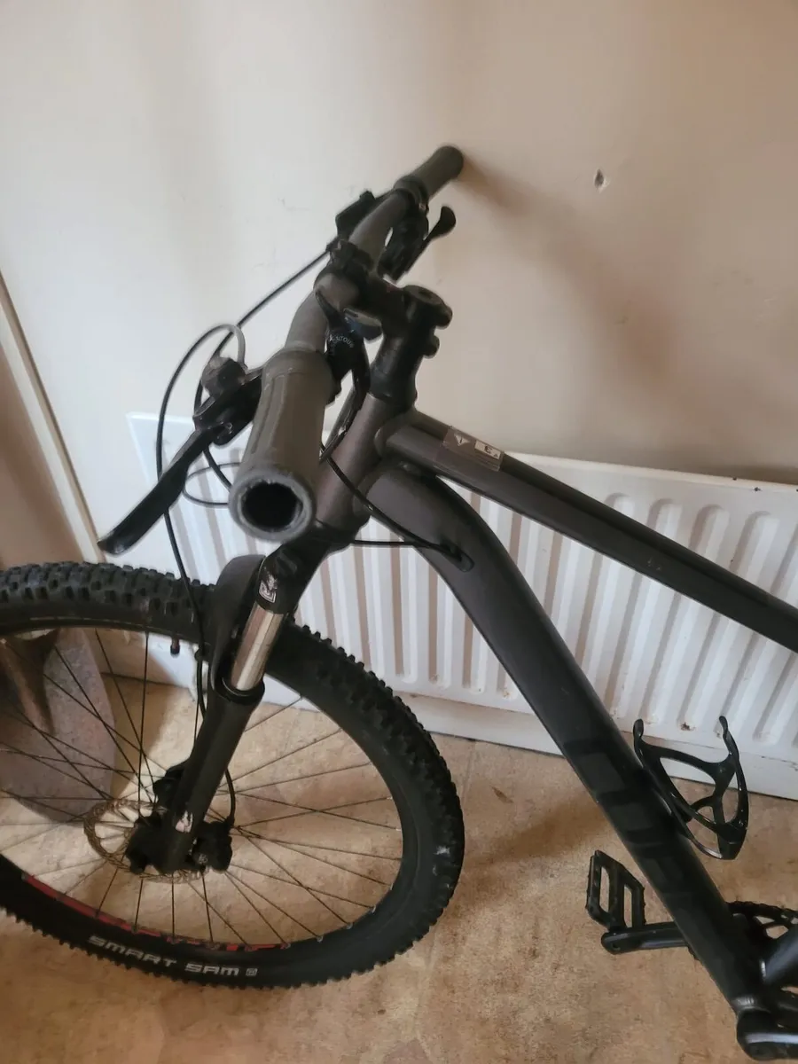 Cube Mountain bike (like new) 20" Frame - Image 4