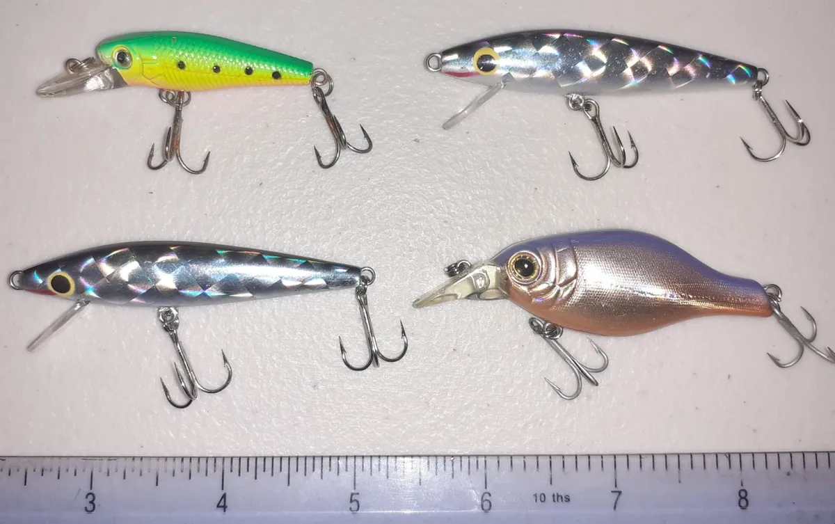Trout Perch plugs 4 number